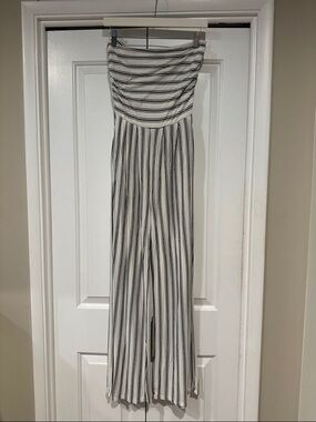 Heart Hips Strapless Wide-Leg Striped Jumpsuit